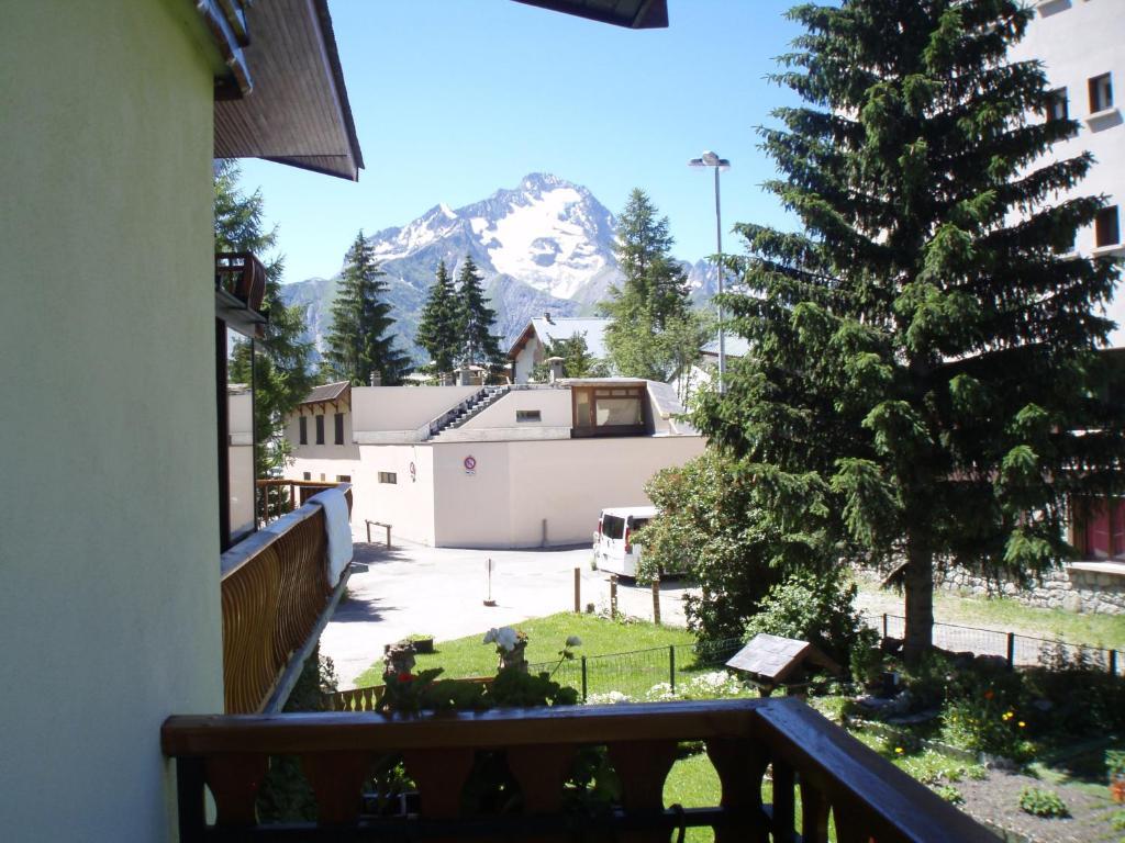 Le Chalet Лес дьо Алпс Екстериор снимка