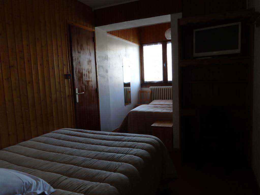 Le Chalet Лес дьо Алпс Екстериор снимка
